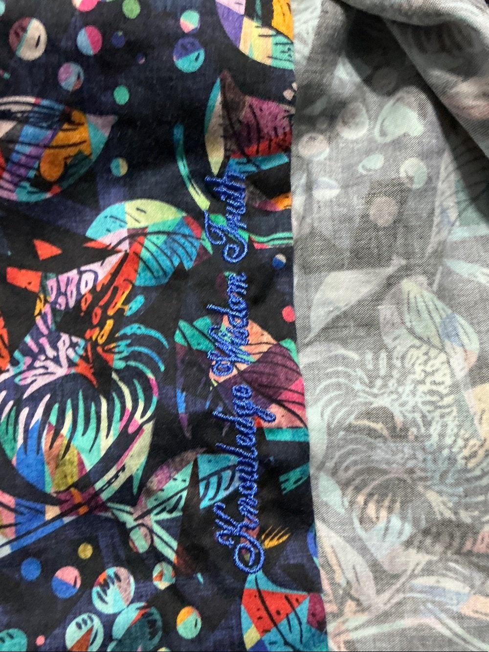 Robert Graham Men's Multicolor Floral & Abstract Button-Down Shirt - Picture 3 of 4